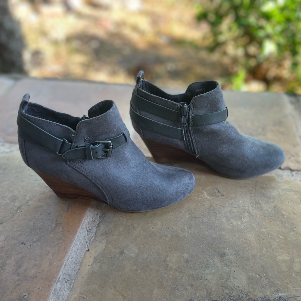 Report Gray Ankle Booties with Buckle Detail